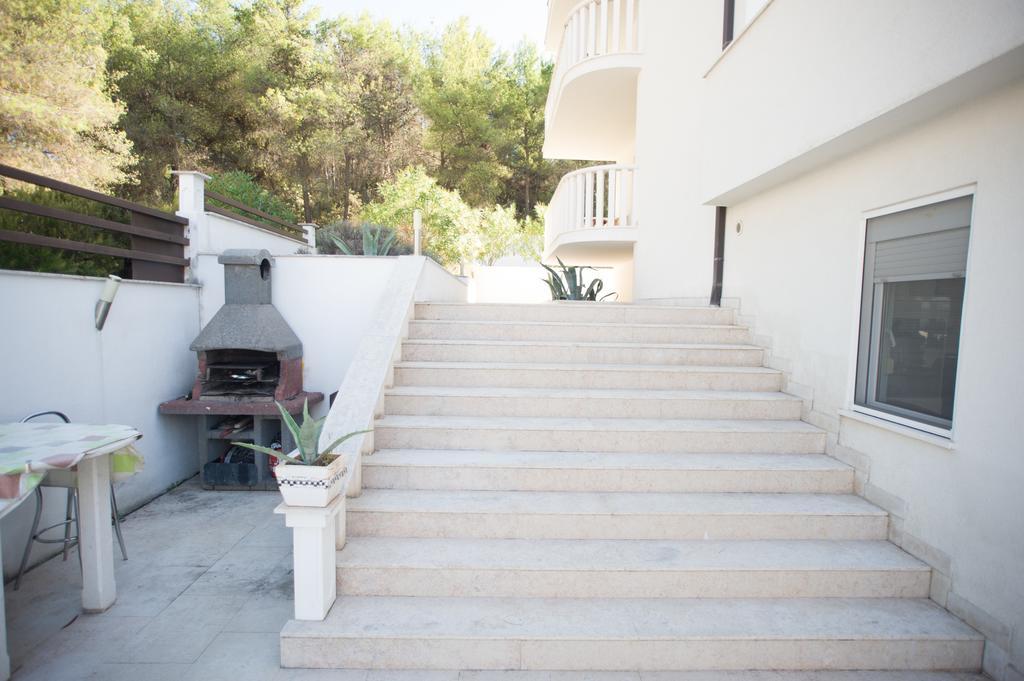 Villa Bianca โตรกีร์ ภายนอก รูปภาพ